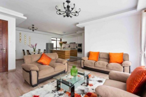 City View 2BR Condo Near Statehouse